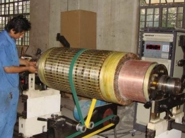 三相溷合式步進電機及驅動器電流細分驅動